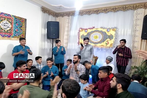 جشن خانگی هیات دانش‌آموزی انصارالمهدی ناحیه 3 به مناسبت میلاد امام زمان(عج)