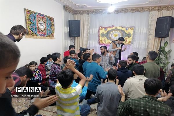 جشن خانگی هیات دانش‌آموزی انصارالمهدی ناحیه 3 به مناسبت میلاد امام زمان(عج)