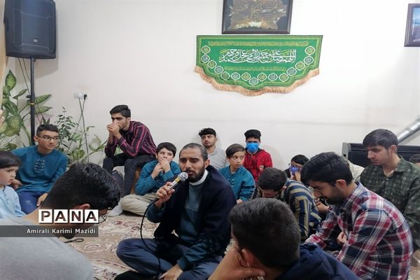جشن خانگی هیات دانش‌آموزی انصارالمهدی ناحیه 3 به مناسبت میلاد امام زمان(عج)