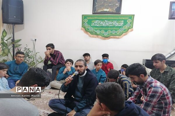 جشن خانگی هیات دانش‌آموزی انصارالمهدی ناحیه 3 به مناسبت میلاد امام زمان(عج)