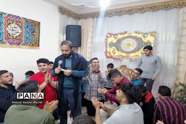 جشن خانگی هیات دانش‌آموزی انصارالمهدی ناحیه 3 به مناسبت میلاد امام زمان(عج)