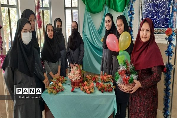 برپایی جشن نیمه شعبان در مدارس چهاردانگه