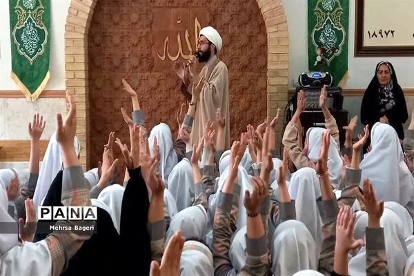 جشن اعیاد شعبانیه درآموزشگاه شاهدحضرت فاطمه زهرا(س) اسلامشهر