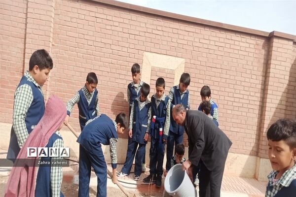 مراسم روز درختکاری در مدرسه جلوه حق و شهدای برکت طغان بخش جوادآباد