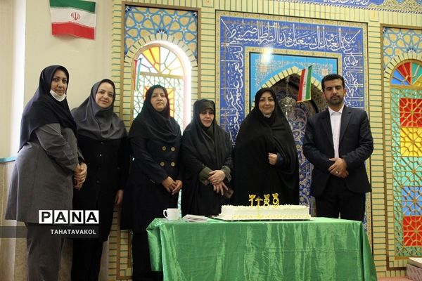 جشن  ولادت حضرت قائم(عج) در آموزش و پرورش شهرستان پردیس