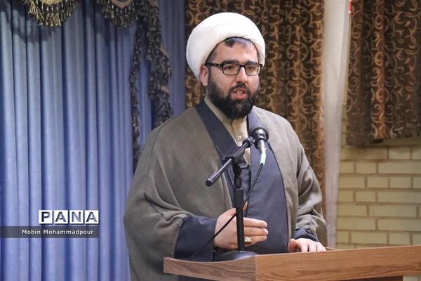 دیدار و تجلیل از مربیان فعال اتحادیه انجمن‌های اسلامی دانش‌آموزی آذربایجان شرقی