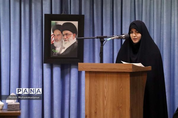 دیدار و تجلیل از مربیان فعال اتحادیه انجمن‌های اسلامی دانش‌آموزی آذربایجان شرقی