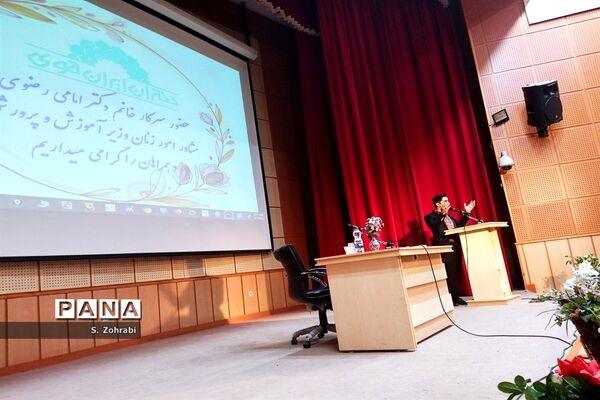 اختتامیه نخستین جشنواره ملی دختران ایران قوی در قم
