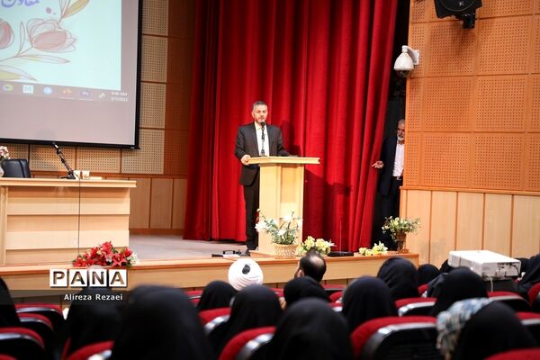 اختتامیه نخستین جشنواره ملی دختران ایران قوی در قم