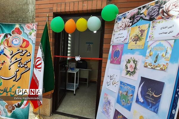 جشن نیمه شعبان و تقدیر از رتبه‌های برتر، در دبیرستان عفت آهنگری ناحیه یک ری