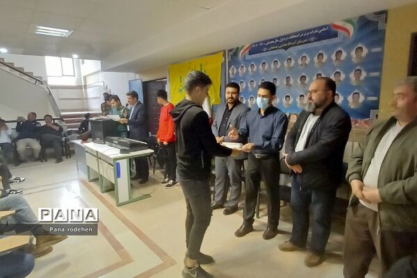 جشن نیمه شعبان و انتظار در هنرستان آیت‌الله هاشمی رفسنجانی رودهن