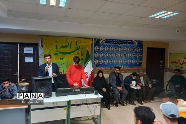 جشن نیمه شعبان و انتظار در هنرستان آیت‌الله هاشمی رفسنجانی رودهن