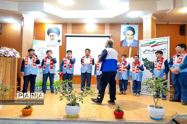 مراسم استانی روز درختکاری در ناحیه ۶ مشهد