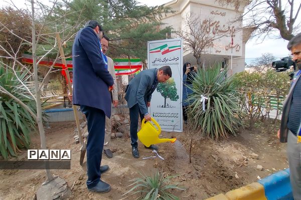مراسم استانی روز درختکاری در ناحیه ۶ مشهد