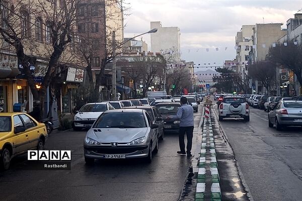 برپایی ایستگاه صلواتی به مناسبت عید امید در منطقه ۱۳