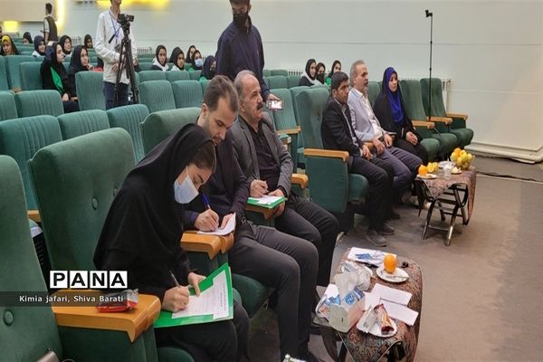 اختتامیه بخش هنرهای آوایی جشنواره فرهنگی هنری فردا در شهرستان کاشمر