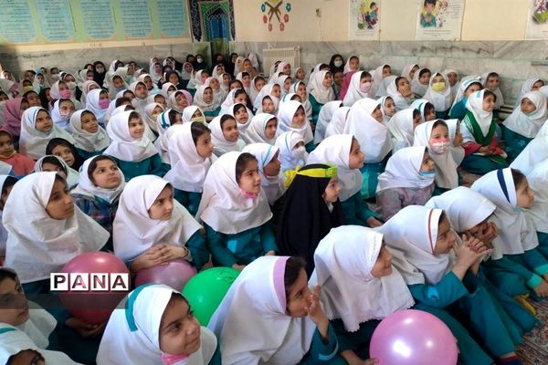 مراسم جشن نیمه شعبان در دبستان مطهره بیرجند