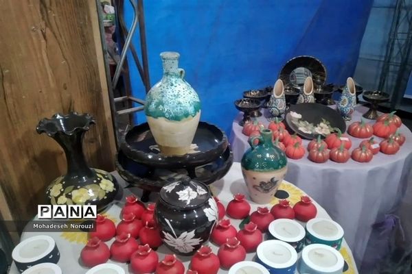 نمایشگاه صنایع‌دستی و محصولات اقوام و عشایر ایرانی در اسلامشهر