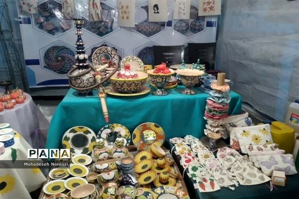 نمایشگاه صنایع‌دستی و محصولات اقوام و عشایر ایرانی در اسلامشهر