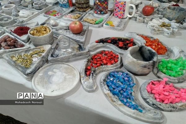 نمایشگاه صنایع‌دستی و محصولات اقوام و عشایر ایرانی در اسلامشهر