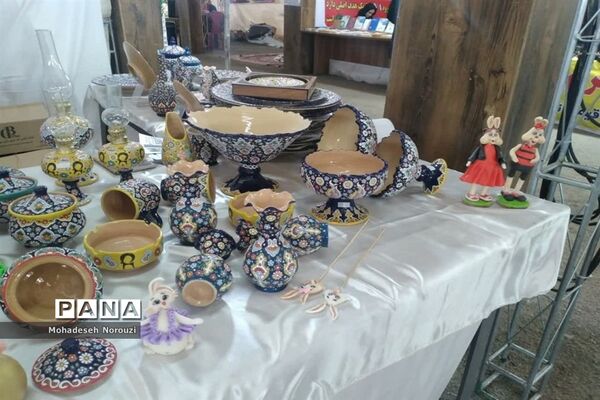 نمایشگاه صنایع‌دستی و محصولات اقوام و عشایر ایرانی در اسلامشهر