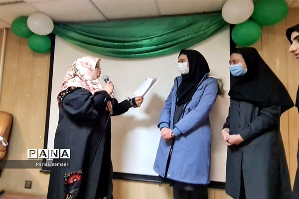 برپایی جشن بزرگ نیمه شعبان در دبیرستان فرهنگ ۱۳
