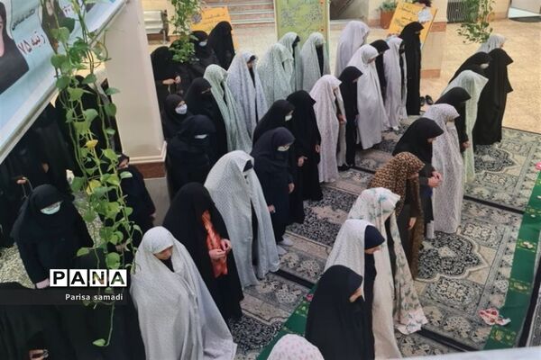 برپایی جشن بزرگ نیمه شعبان در دبیرستان فرهنگ ۱۳
