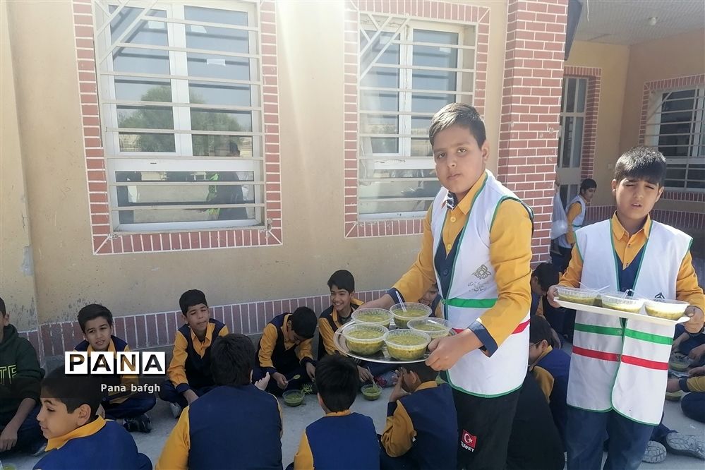 جشن نیمه شعبان در مدرسه شهید دهستانی بافق