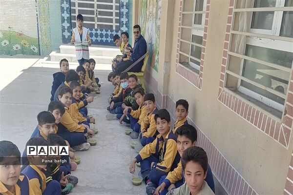 جشن نیمه شعبان در مدرسه شهید دهستانی بافق