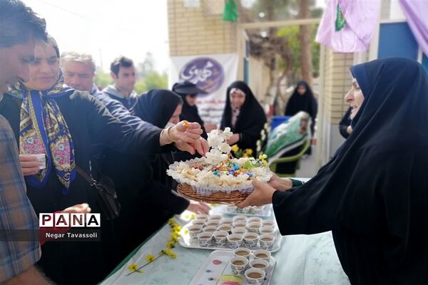 برپایی موکب مدرسه شاهد۱۶ امام خامنه‌ای به‌مناسبت ولادت حضرت صاحب الزمان (عج)