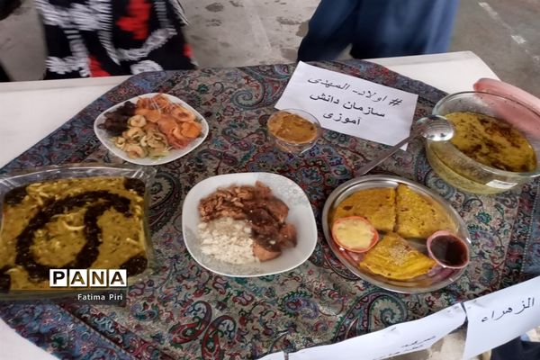 برگزاری ایستگاه صلواتی در دبیرستان الزهرا(س)