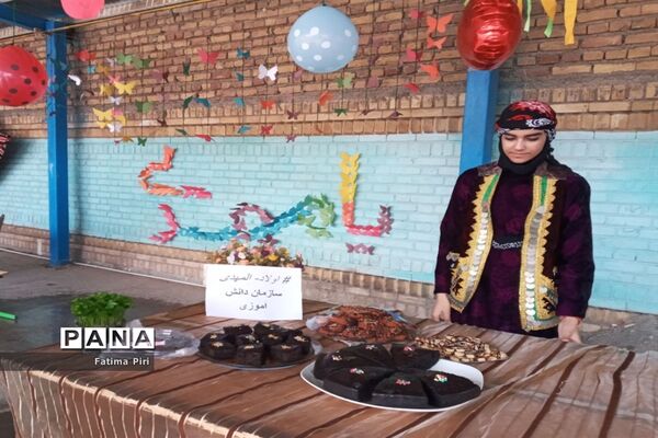 برگزاری ایستگاه صلواتی در دبیرستان الزهرا(س)