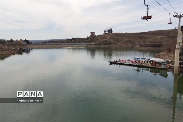اردوی تفریحی دانش‌آموزان مدرسه شهدای بانک مسکن در مشهد مقدس