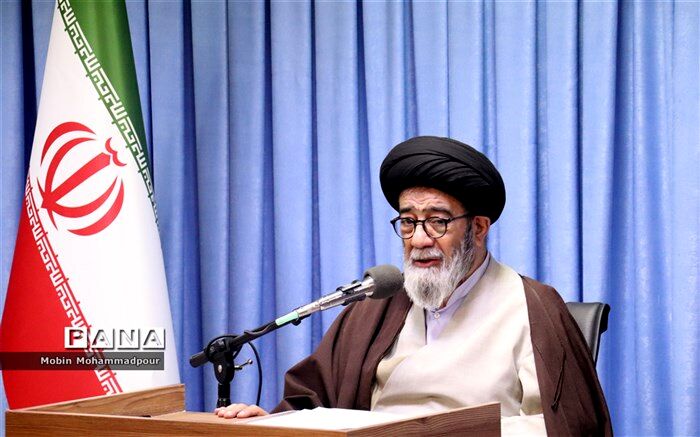 مربیان با حضور میدانی و چهره به چهره با دانش‌آموزان نقش تبیینی ایفا می‌کنند