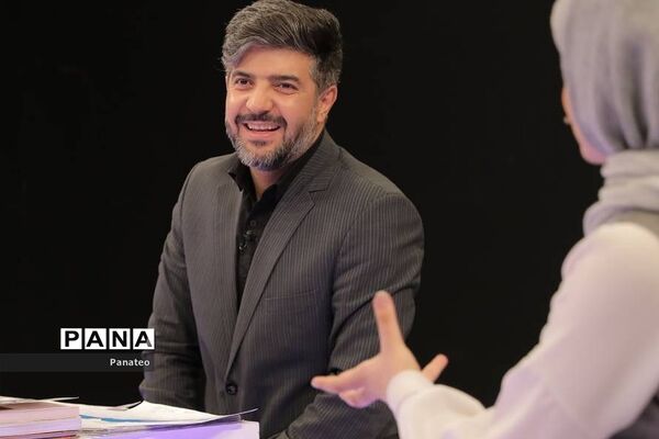 دانش آموز خبرنگاران پانا شهرستان‌های تهران در برنامه تلویزیونی هم ارتفاع