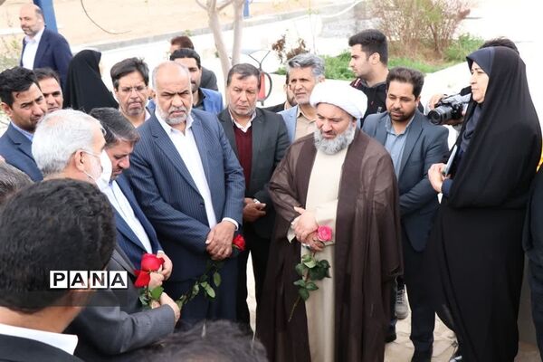 بازدید وزیر آموزش و پرورش از مدارس بافت قدیم ابرکوه