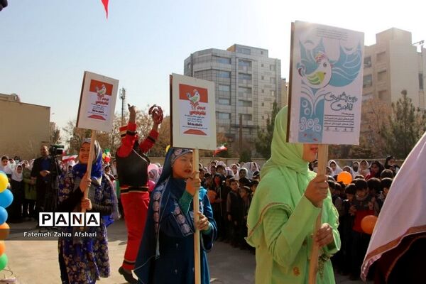 کارناوال شادی تئاتر درسی در کانون امام خمینی سمنان