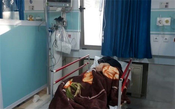 رسانه‌های گروهی ماجرای مسمومیت دختران را تبیین کنند