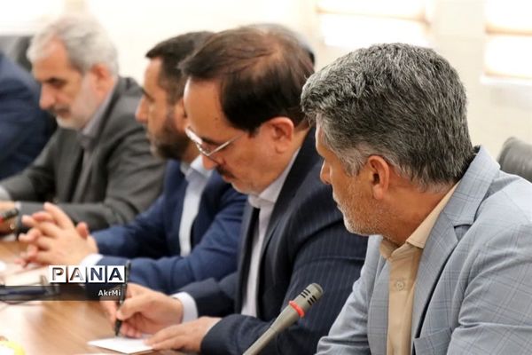جلسه شورای آموزش و پرورش ابرکوه