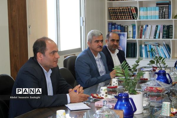 جلسه طلایه‌داران تربیت در اداره‌کل آموزش و پرورش استان بوشهر