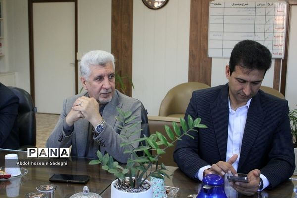 جلسه طلایه‌داران تربیت در اداره‌کل آموزش و پرورش استان بوشهر