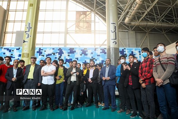 بازدید دانش‌آموزان سمپاد از مراکز مهم نظامی، دفاعی و پالایشگاه ستاره خلیج‌فارس استان هرمزگان