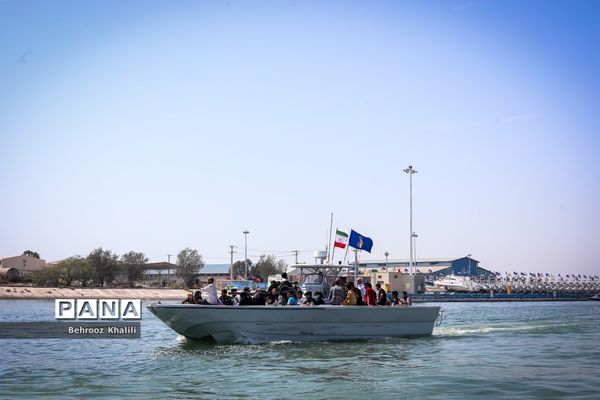 بازدید دانش‌آموزان سمپاد از مراکز مهم نظامی، دفاعی و پالایشگاه ستاره خلیج‌فارس استان هرمزگان