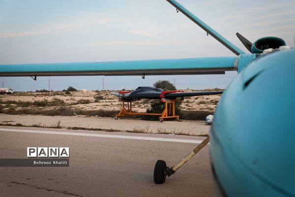 بازدید دانش‌آموزان سمپاد از مراکز مهم نظامی، دفاعی و پالایشگاه ستاره خلیج‌فارس استان هرمزگان