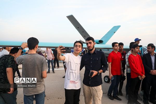 بازدید دانش‌آموزان سمپاد از مراکز مهم نظامی، دفاعی و پالایشگاه ستاره خلیج‌فارس استان هرمزگان