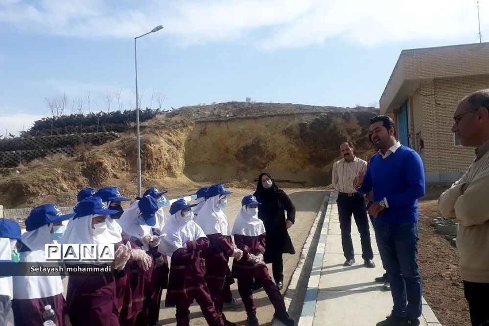 اردوی علمی آموزشی دانش‌آموزان دبستان حضرت زهرا(س)۲ رودهن