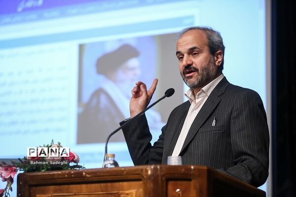 گردهمایی مدیران مدارس نمونه دولتی دوره اول متوسطه