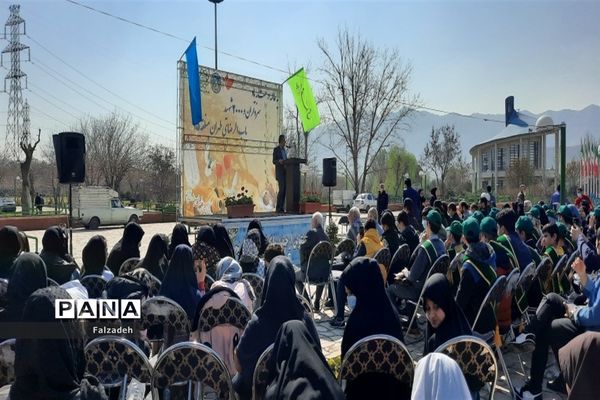 هرشهید یک درخت