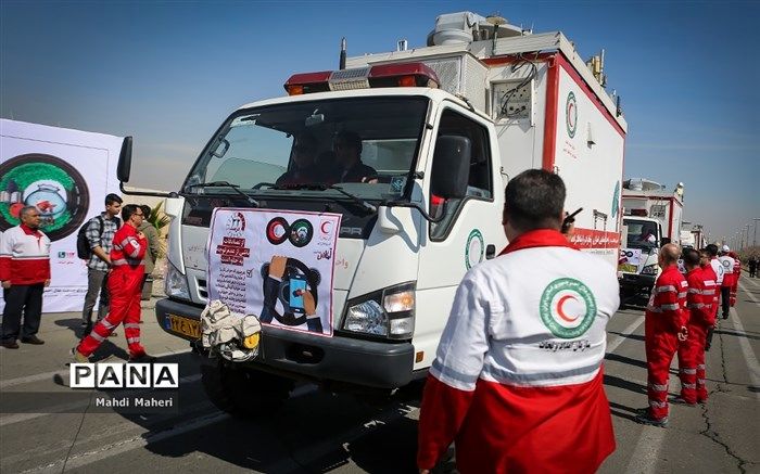 کاشت ۱۰۰ هزار نهال نویدبخش زندگی بهتر برای نسل آینده است