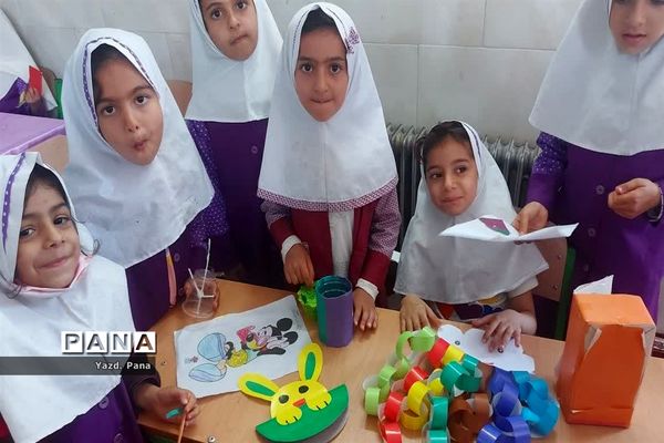 اردوی درون مدرسه‌ای و استقبال از عید نوروز دبستان حضرت رقیه(س) یزد